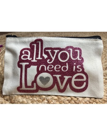 Pochette ALL YOU NEED IS LOVE (rose pailleté)